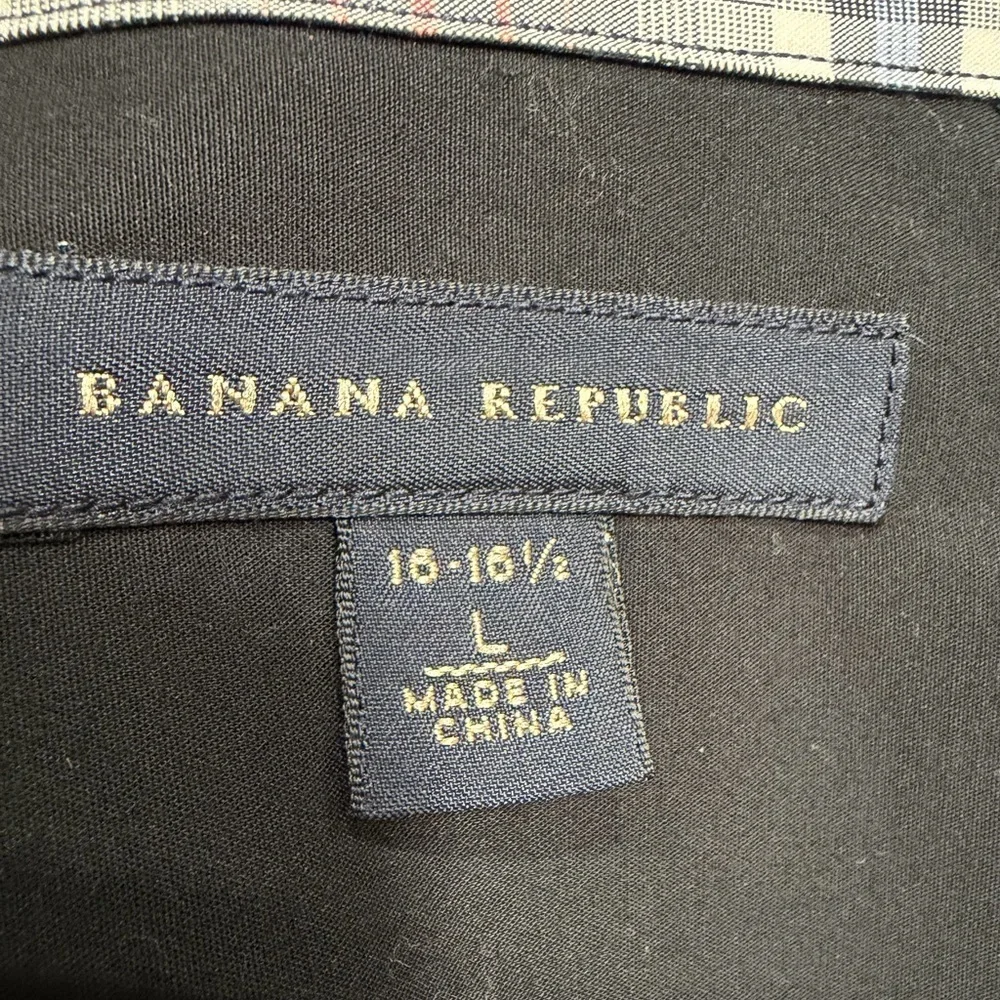 Banana Republic Plaid Button-Up Shirt in Navy, Burgundy, White